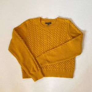 Banana Republic cableknit cropped sweater